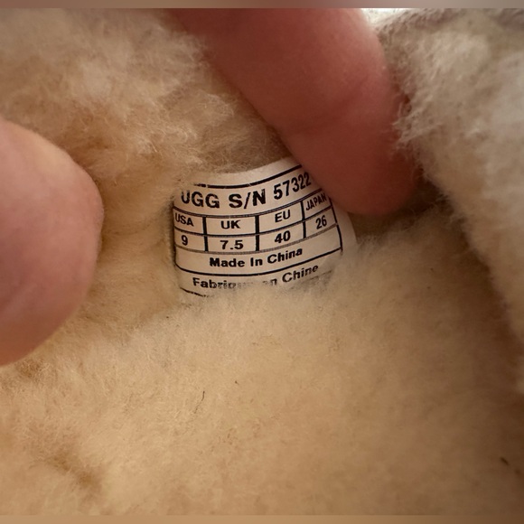 UGG Womens Scalloped Moc - Picture 5 of 6